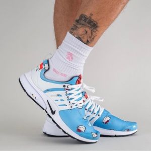 NIKE Hello Kitty Presto
